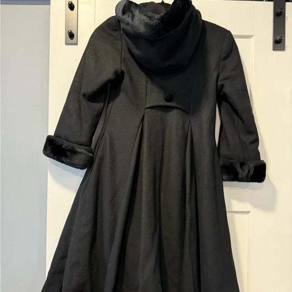 Vintage Fabulous Furs Black Wool Hooded Cape Coat Girls Size 7 - Picture 2 of 4